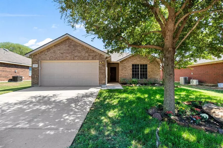 3504 Northpointe Drive, Denton, TX 76207