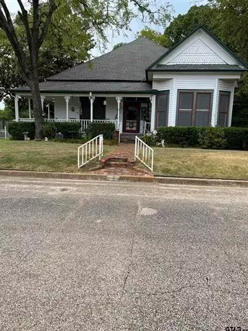 701 N JOHNSON, Mineola, TX 75773