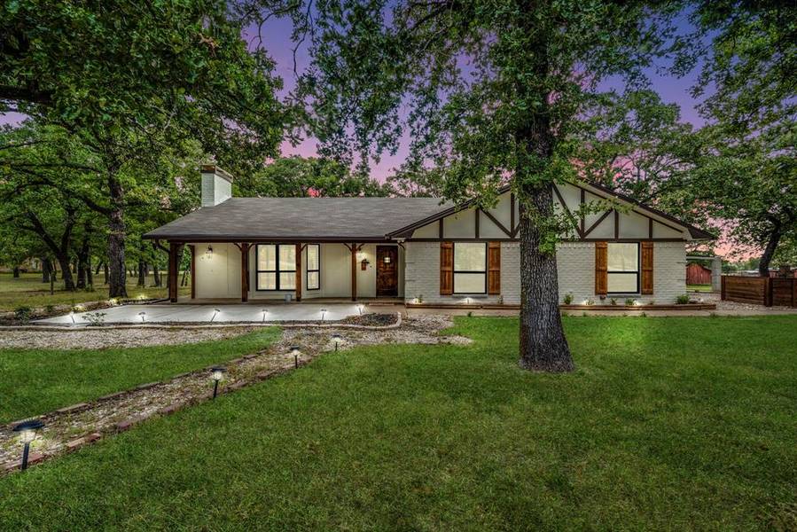 3754 Ft Graham Road, West, TX 76691