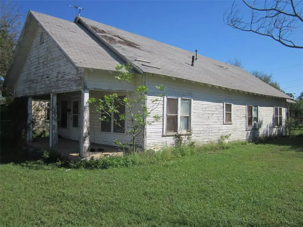 Baird, TX 79504,325 WALNUT Street