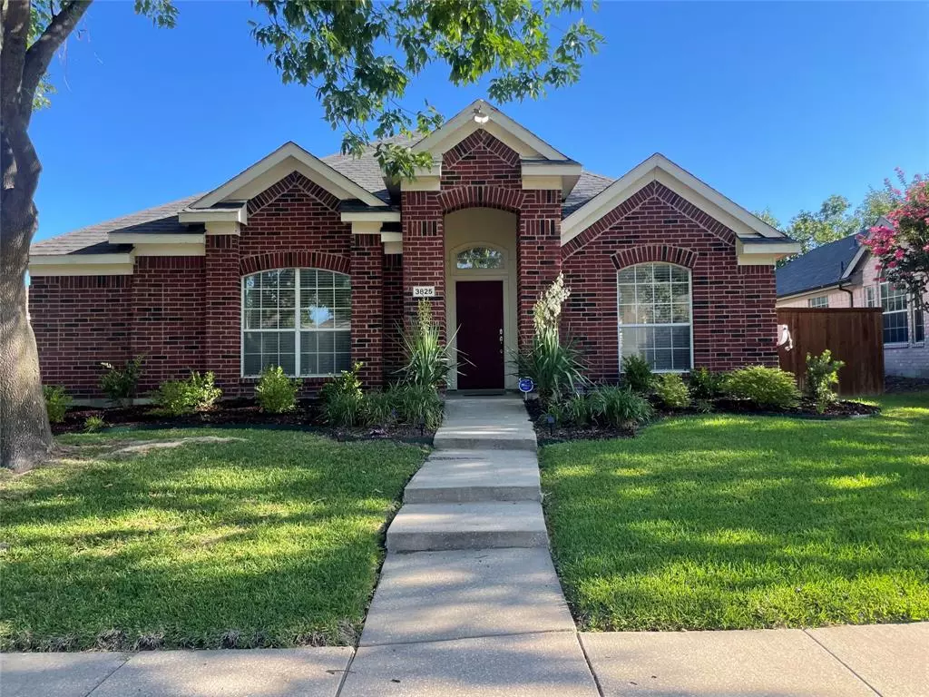 Plano, TX 75025,3825 Rolling Hills Drive