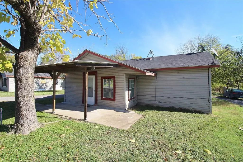 Ferris, TX 75125,404 S Mable Street