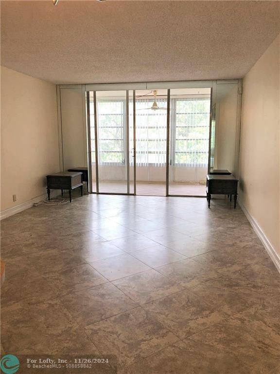 Lauderdale Lakes, FL 33313,3001 NW 48th Ave  #336