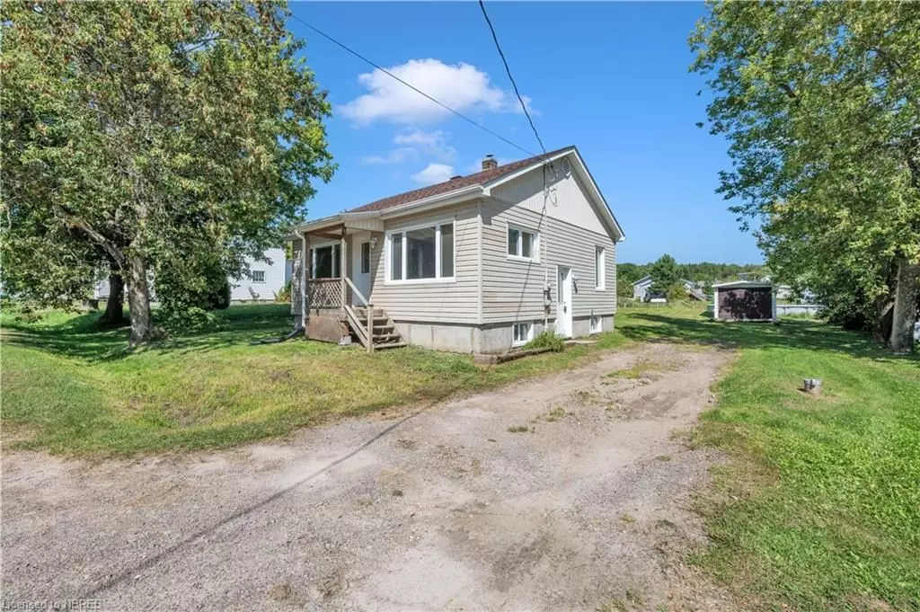 Bonfield, ON P0H 1K0,214 GAGNON ST