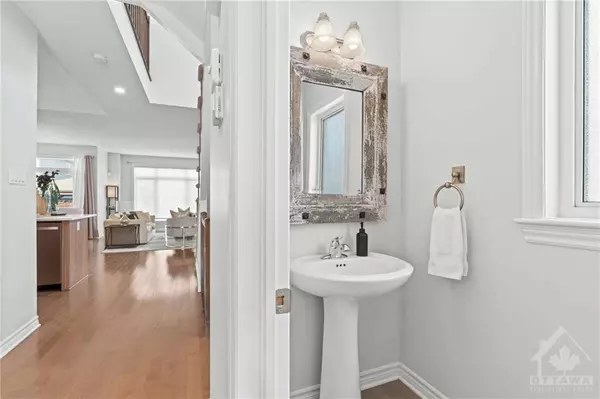 Ottawa, ON K2J 5V3,506 EGRET WAY