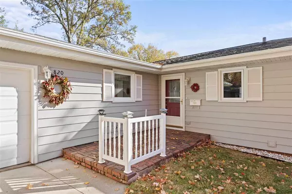 Iowa City, IA 52246,820 Talwrn Ct