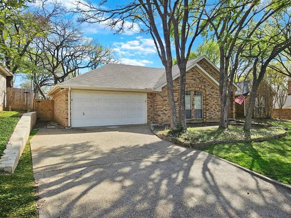 Arlington, TX 76016,4304 Hidden Creek Drive