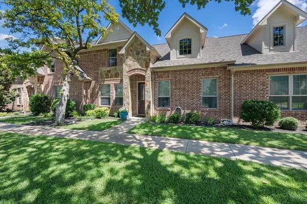 5224 Park Drive,  River Oaks,  TX 76114