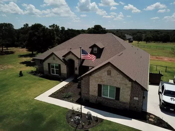 223 Zebra Court, Poolville, TX 76487