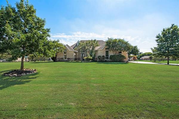 205 Doris Drive, Lucas, TX 75002