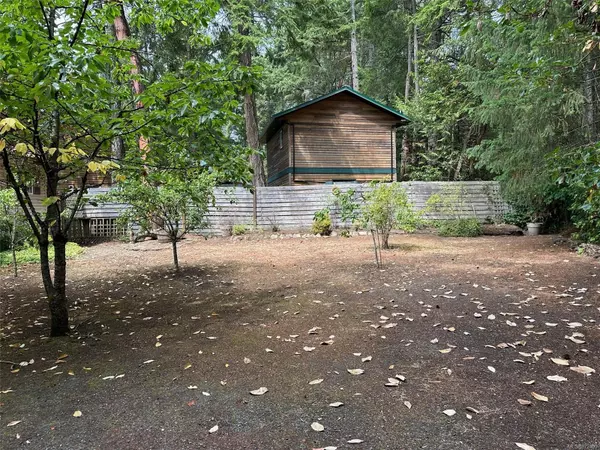 Gabriola Island, BC V0R 1X2,989 Pat Burns Ave