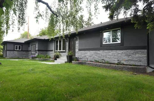 4104 26 AVE Southwest, Calgary, AB T3E 0P3