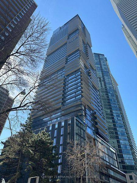 55 Charles ST E #3012, Toronto C08, ON M4Y 0J1