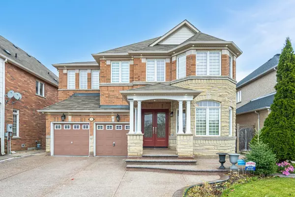 35 Niceview DR,  Peel,  ON L6R 0M9