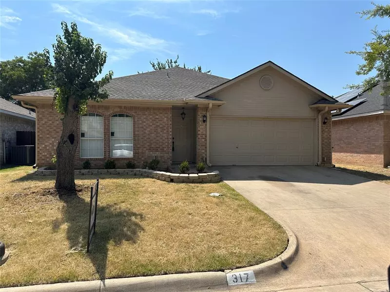 317 Texas Drive, Lake Dallas, TX 75065