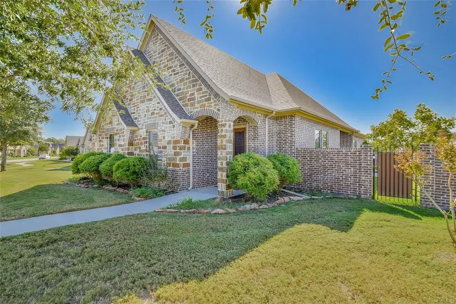 3503 Fountain Way, Granbury, TX 76049