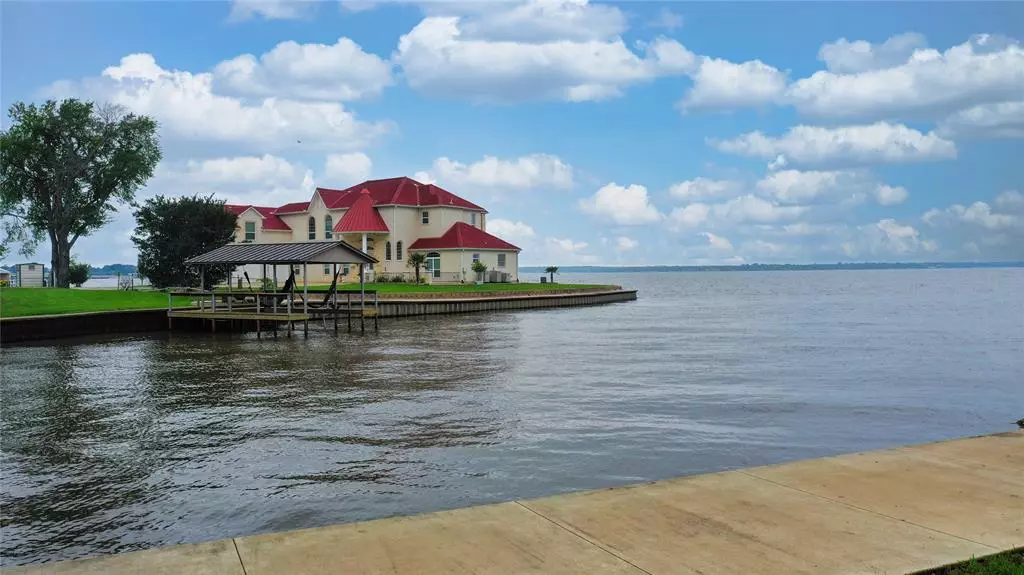 278 Harbor Drive, Gun Barrel City, TX 75156