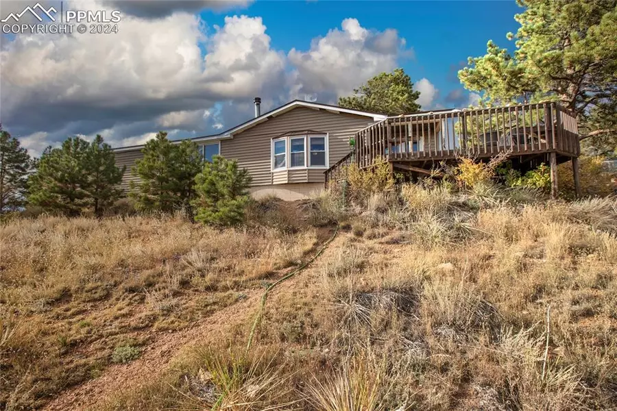 518 Drees DR, Florissant, CO 80816