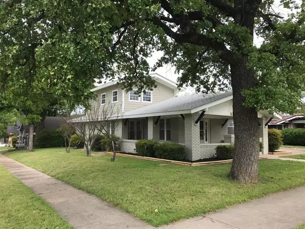 1101 N Oak Avenue, Mineral Wells, TX 76067