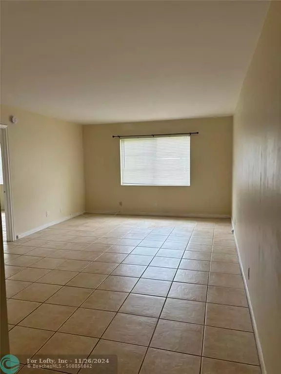 Wilton Manors, FL 33305,124 NE 19th Ct  #107b