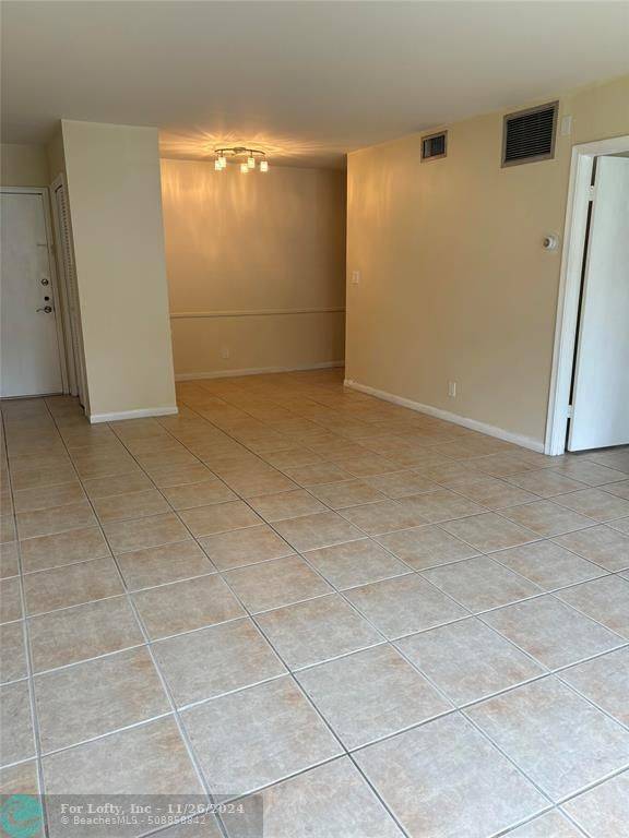 Wilton Manors, FL 33305,124 NE 19th Ct  #107b