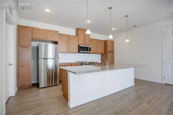 Colorado Springs, CO 80920,3865 Presidio PT #101