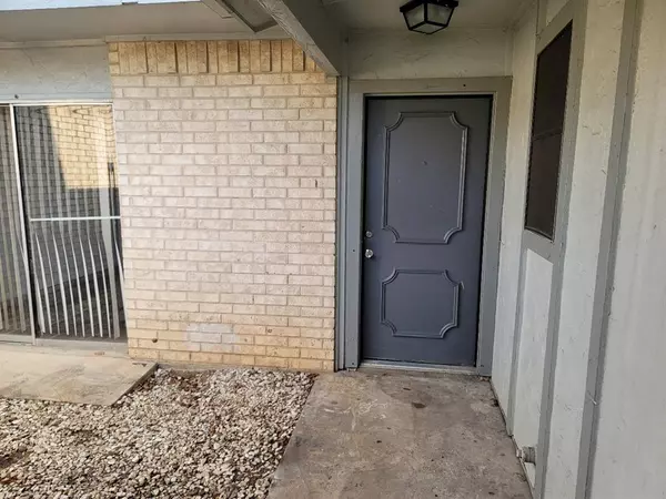 531 Norwood Circle E #531, Arlington, TX 76013