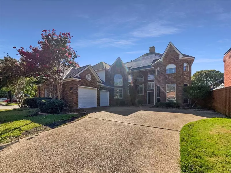 847 Canyon Crest Drive, Irving, TX 75063