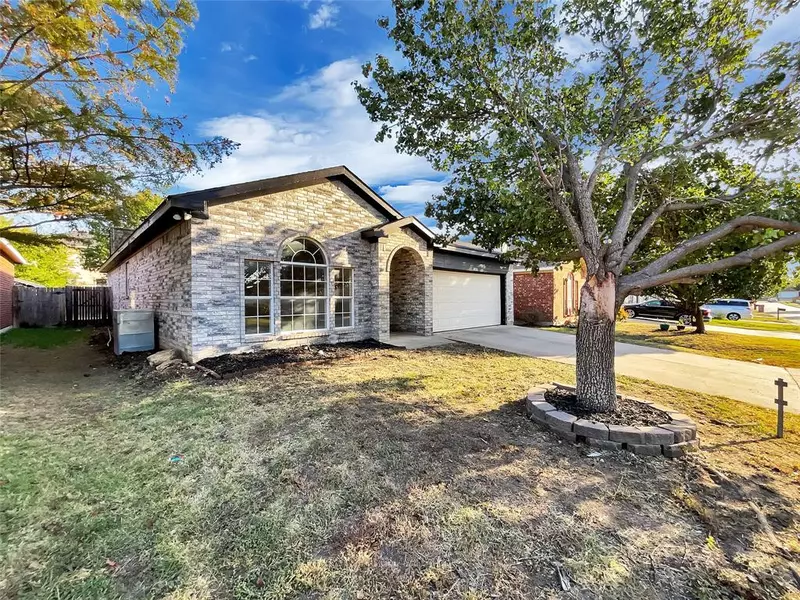 4836 Marina Del Road, Fort Worth, TX 76179