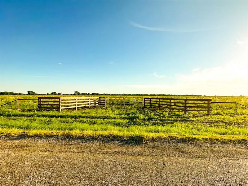 Lot 4 Sandswitch Road Road, Ennis, TX 75119