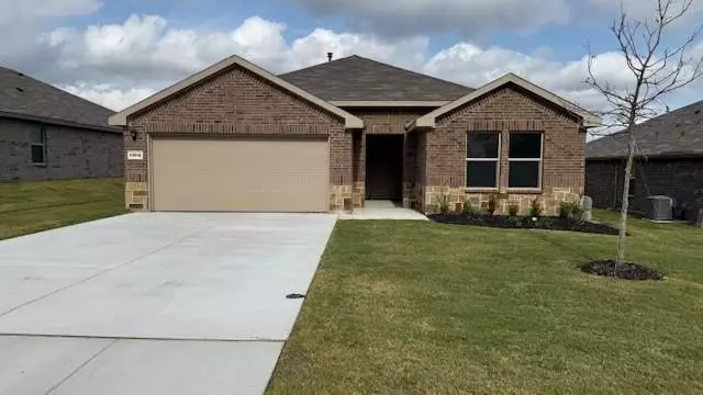 13512 GUNSMOKE Lane, Cresson, TX 76035