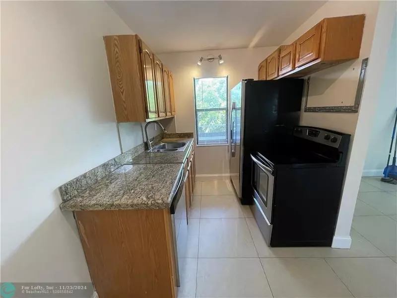 601 NE 29  #16, Wilton Manors, FL 33334