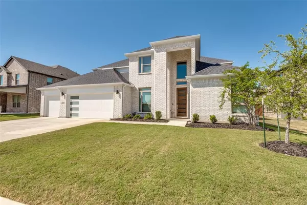 Waxahachie, TX 75165,213 Western Way