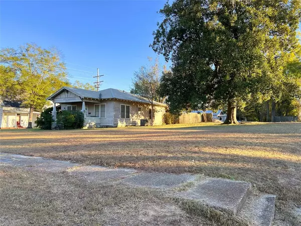 401 S 3RD Street, Homer, LA 71040