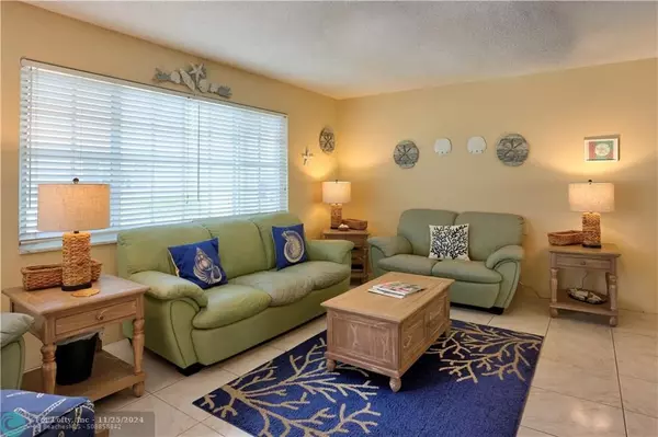 Lauderdale By The Sea, FL 33308,5400 N Ocean Blvd  #20