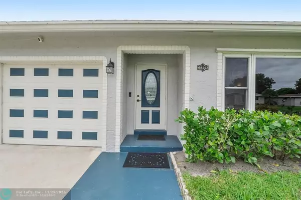 14598 Sunny Waters Ln, Delray Beach, FL 33484