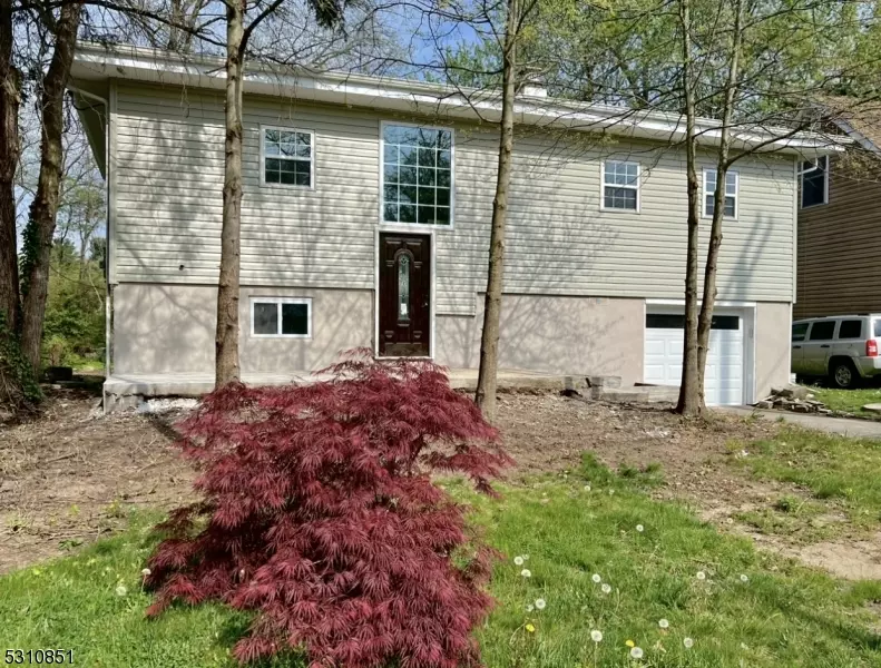 28 Riverside Dr, Denville Twp., NJ 07834