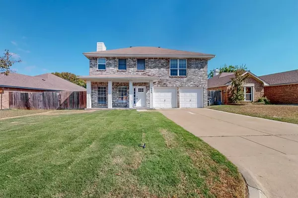 6420 Longmont Trail, Fort Worth, TX 76179