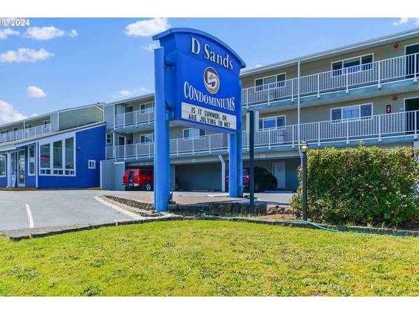 Lincoln City, OR 97367,171 SW HIGHWAY 101 #303