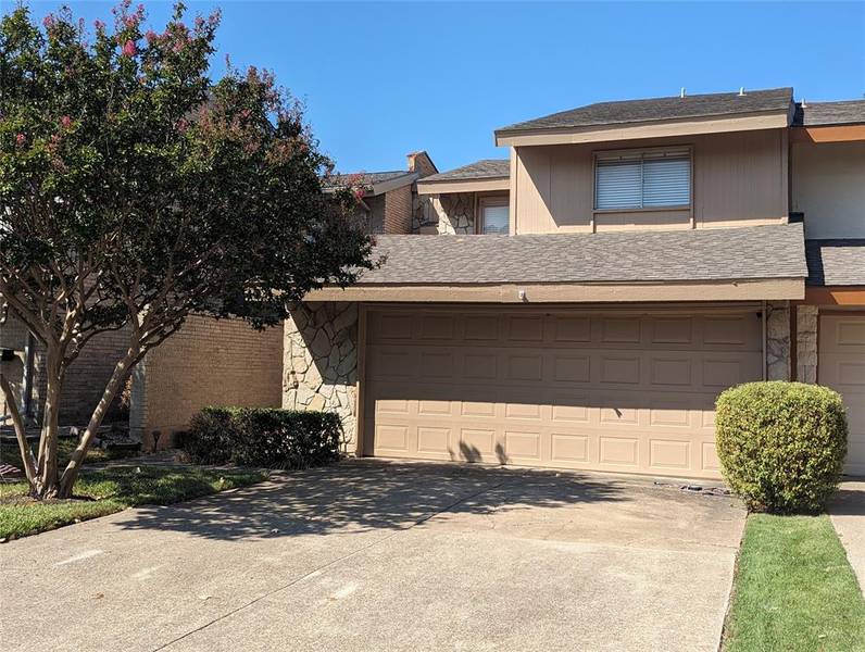 2905 Country Place Circle, Carrollton, TX 75006