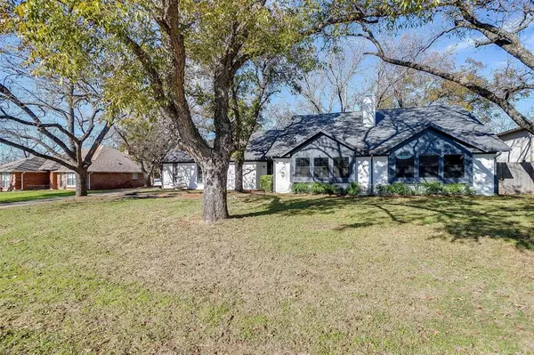 Granbury, TX 76049,9523 Bellechase Road