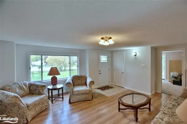 Wasaga Beach, ON L9Z 2G5,25 AYLING REID CT