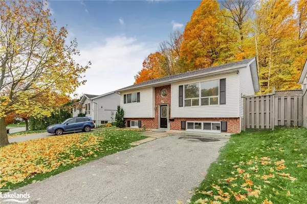 Midland, ON L4R 4Y3,807 BIRCHWOOD DR