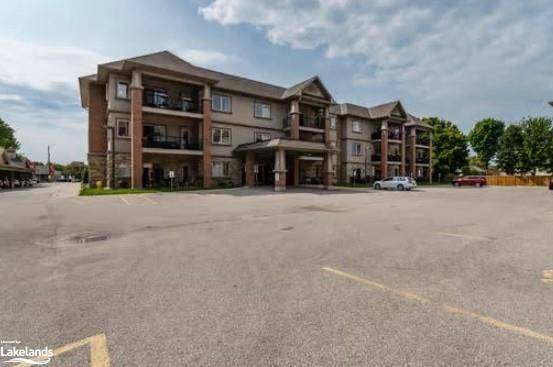 19A YONGE ST N #105, Springwater, ON L0L 1P0