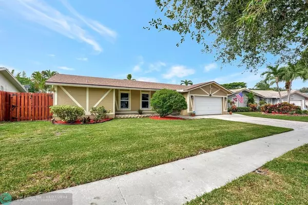 844 NW 76th Ter, Plantation, FL 33324