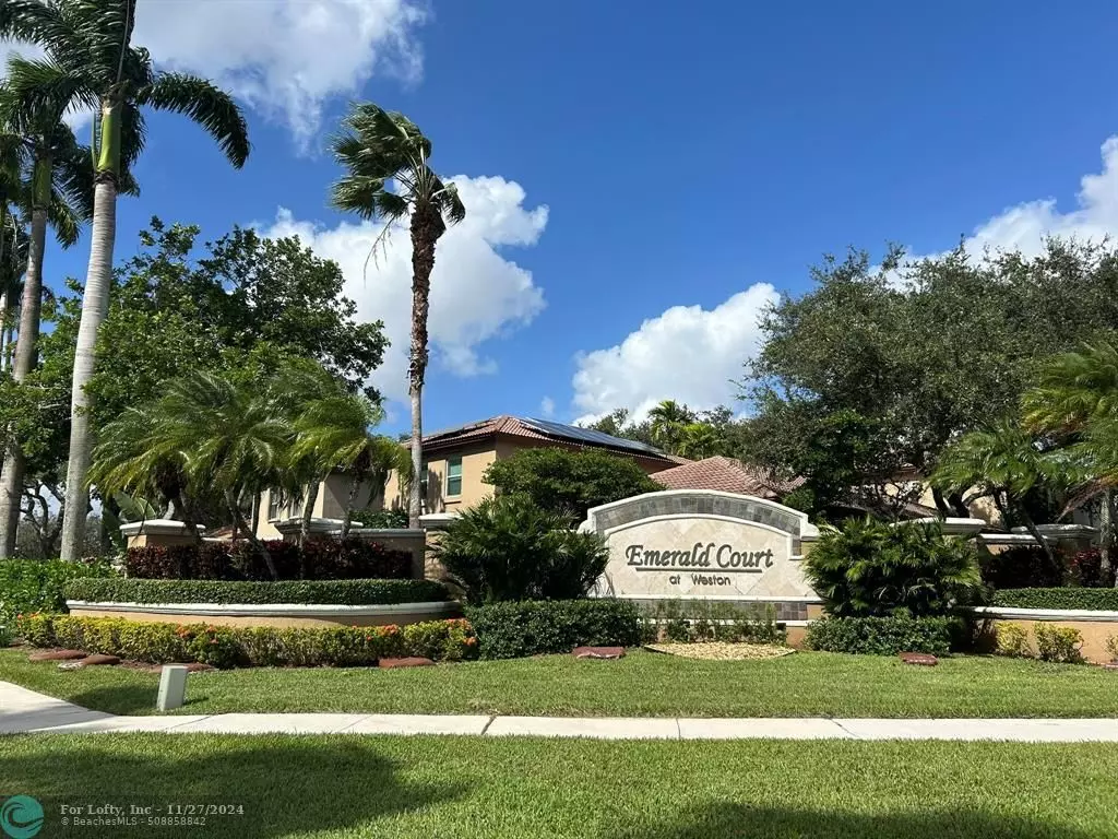 Weston, FL 33331,16223 Emerald Cove Rd  #16223