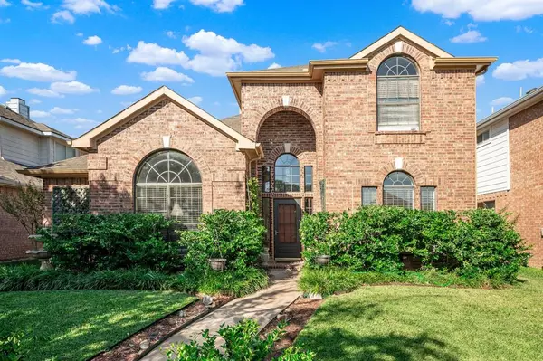 7801 Park Run Road, Fort Worth, TX 76137