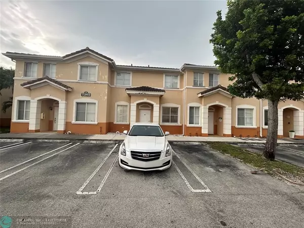 Hialeah, FL 33015,7365 NW 174th Ter  #106