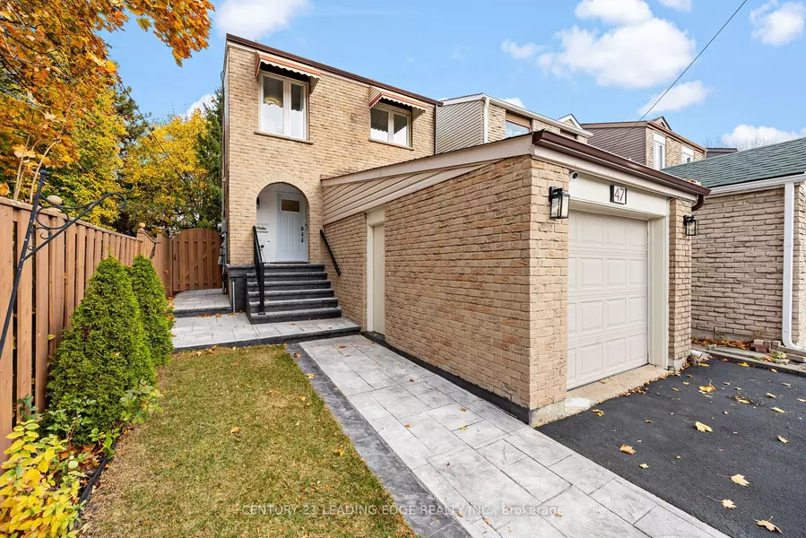 47 Peachtree PL, Vaughan, ON L4K 2C4