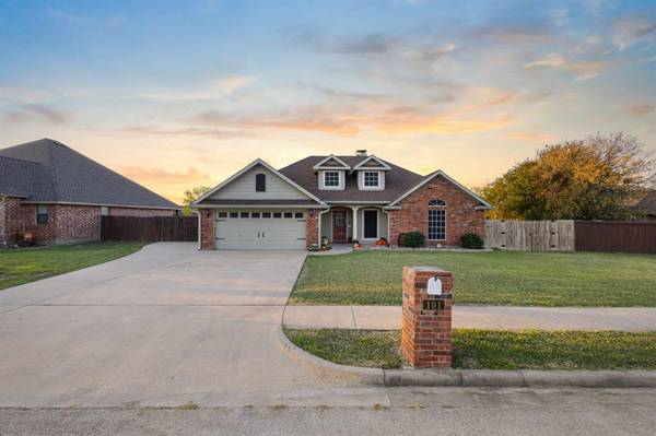 101 Radecke Road,  Krum,  TX 76249